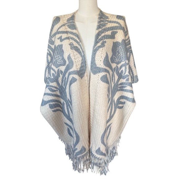 NWT Anthropologie Ivory Blue Floral Chunky Knit Fringe Shawl Poncho One Size - Picture 1 of 10